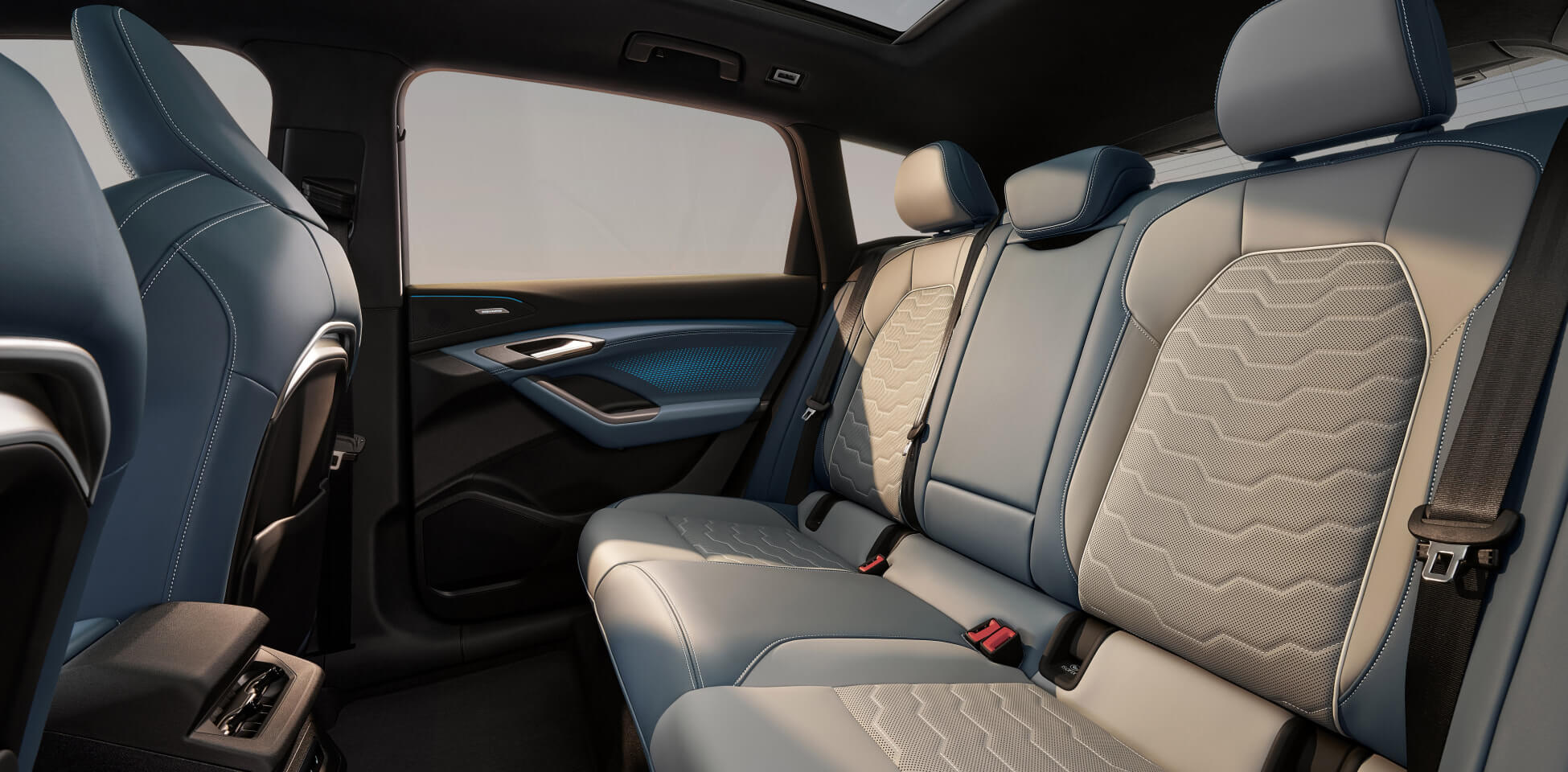 عرض تفصيلي لمقصورة طراز Audi Q6 لعام ٢٠٢٦