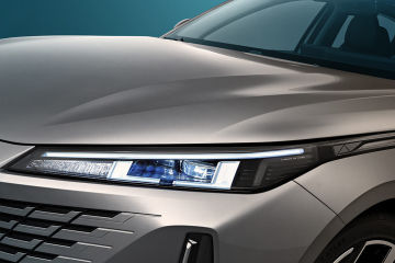 تجربة عميقة لسيارة Changan CS75 PLUS BlueCore Hybrid شاو تشينغ: اختراق عملي للهجين غير القابل للشحن