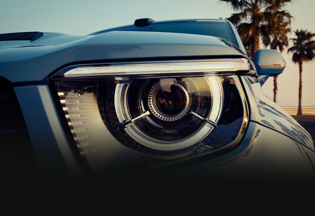 Close-up of the front headlights on the all-new TANK 700 Hi4-T/Z 2026 model.