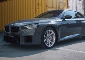BMW M2 équipé d'un kit circuit bat le record du Nürburgring pour les compactes