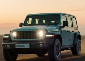 إعادة تشغيل خط إنتاج جيب في أوروبا: طراز هجين قابل للشحن بالتعاون مع Dongfeng يدخل السوق الأوروبي عام 2028