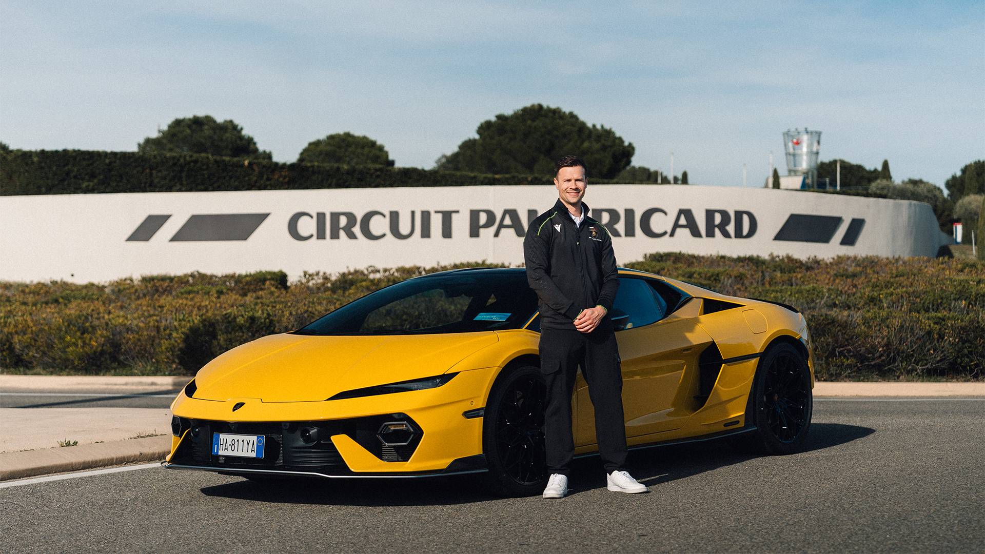 Lamborghini Temerario Tricolore Official Images Unveiled: Italian Tricolor Tribute to the National Flag