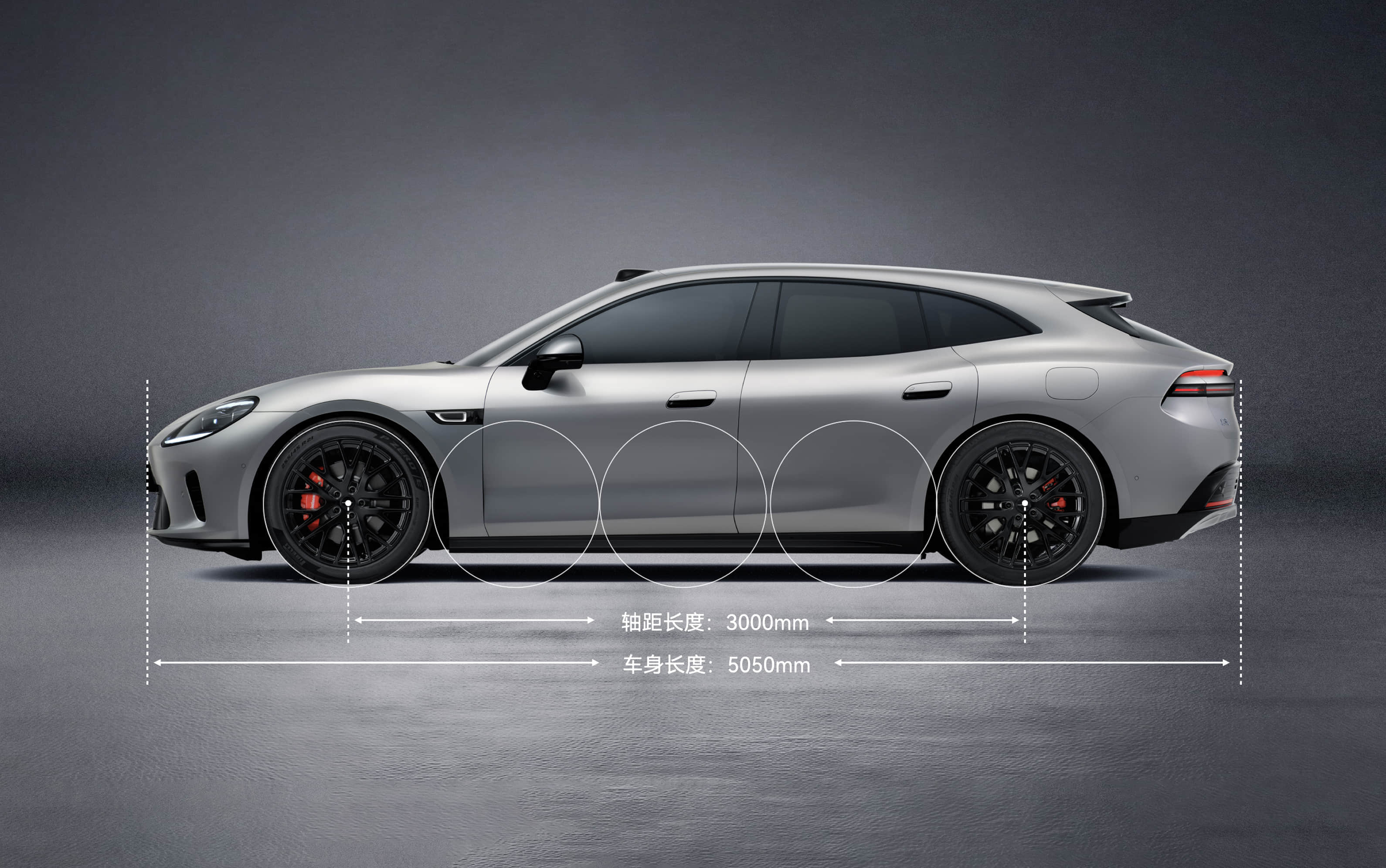 معروض ثابت لسيارة كيجين GX7 نموذج 2026 باللون الفضي