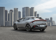 Kia EV4 Launches AWD Version in Europe: Dual-Motor, 560 km Range