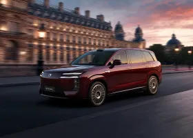 Dévoilement de SUV tout-électrique DENZA N8 : trois moteurs électriques, 1193 ch, doté de la deuxième génération de batteries Blade