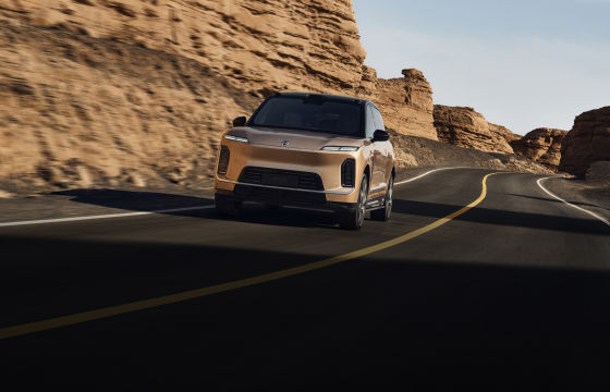 Test réel de la conduite intelligente de la NIO ES9 : le World Model 2.5 parvient-il vraiment à maîtriser le pic du soir ?