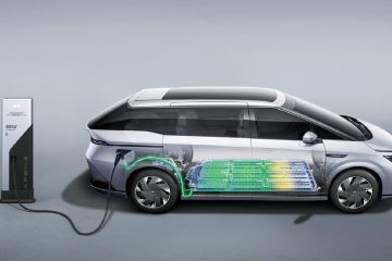 Xpeng MONA L03 SUV Opens Pre-orders with In-House AI Chip